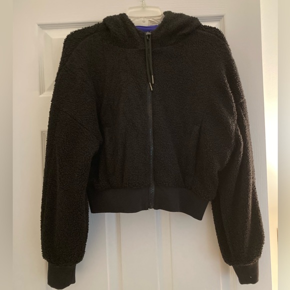 Fabletics Crop Zip Up Sweatshirt/Jacket, Reversible, Size S - Picture 2 of 8